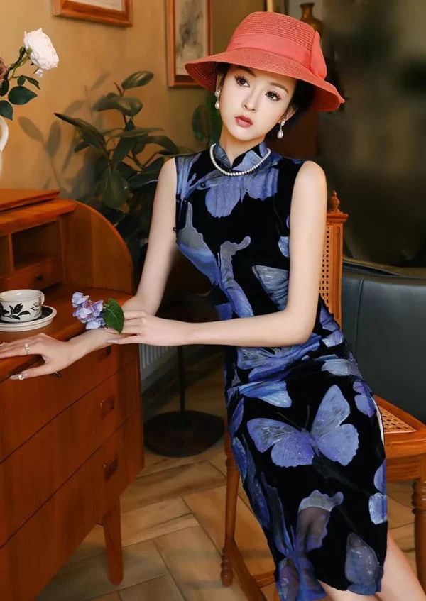 Forever young | Velvet Qipao Dress (芳华)