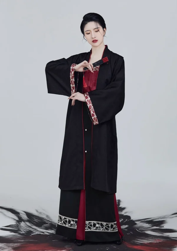 Crimson Ink | Modern Black Hanfu (绯墨)