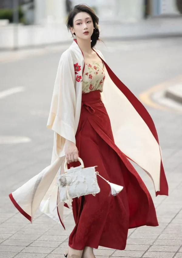 Flower Garden Wine | Modern 3-Piece Hanfu