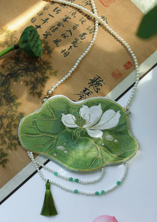 Lotus Fairy|Lotus Embroidered Hanfu Crossbody Bag