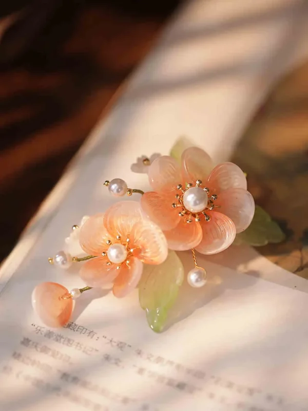 Fresh Chinese-Style Lotus Hair Clip