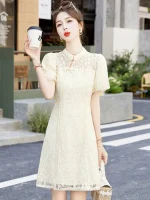 Chinese Modern Fashionable Lace Cheongsam Dress