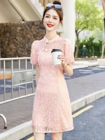 Chinese Modern Fashionable Lace Cheongsam Dress
