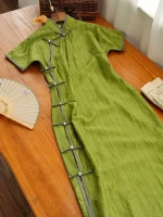 Female Plus Size Fashion Slit Cheongsam (Qipao)