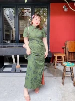 New Chinese Style Modern Plus Size Floral Qipao (Cheongsam)