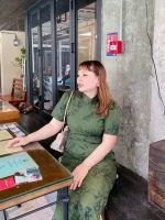 New Chinese Style Modern Plus Size Floral Qipao (Cheongsam)