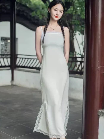 Old Shanghai Style White Striped Cheongsam (Qipao) Dress