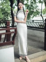 Old Shanghai Style White Striped Cheongsam (Qipao) Dress