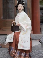 Women's Winter Ming Dynasty Aoqun Set